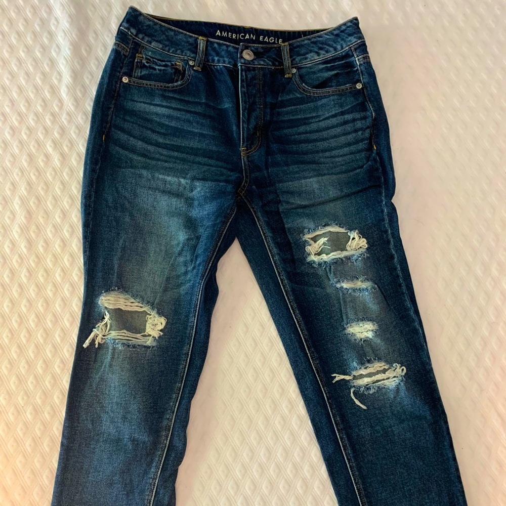 Never Worn! American Eagle Tomgirl Jeans